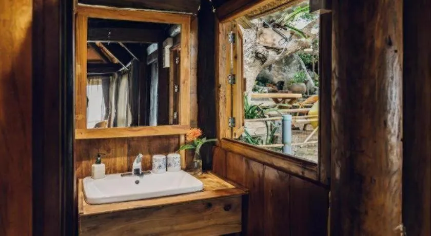 Mango House - Seaview - Homestay.