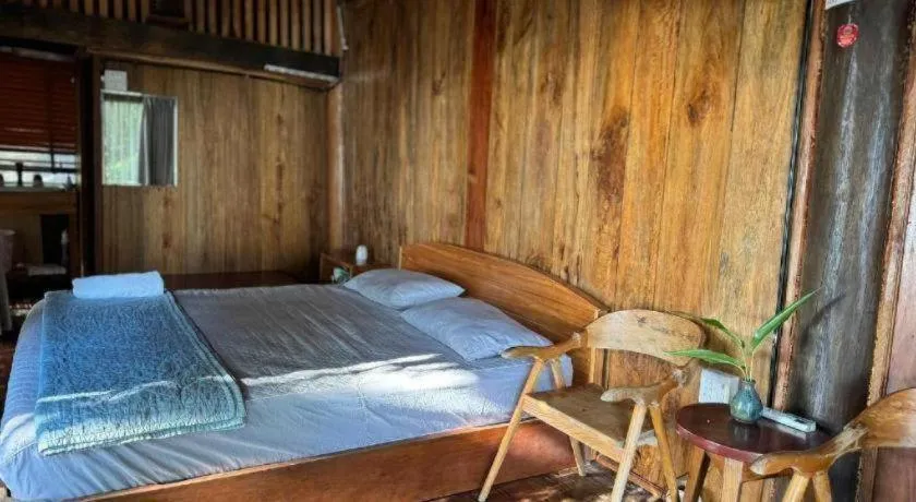 Bed in Mango House - Seaview - Homestay.
