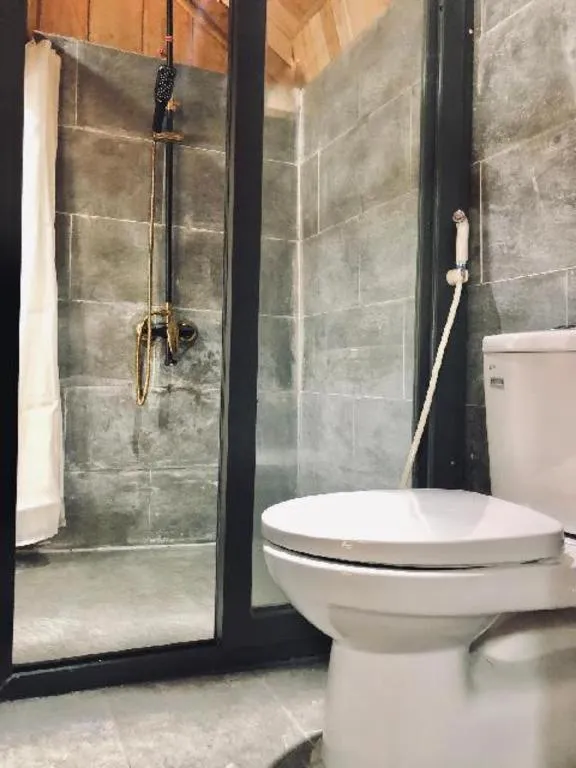 Mango House - Seaview - Homestay.