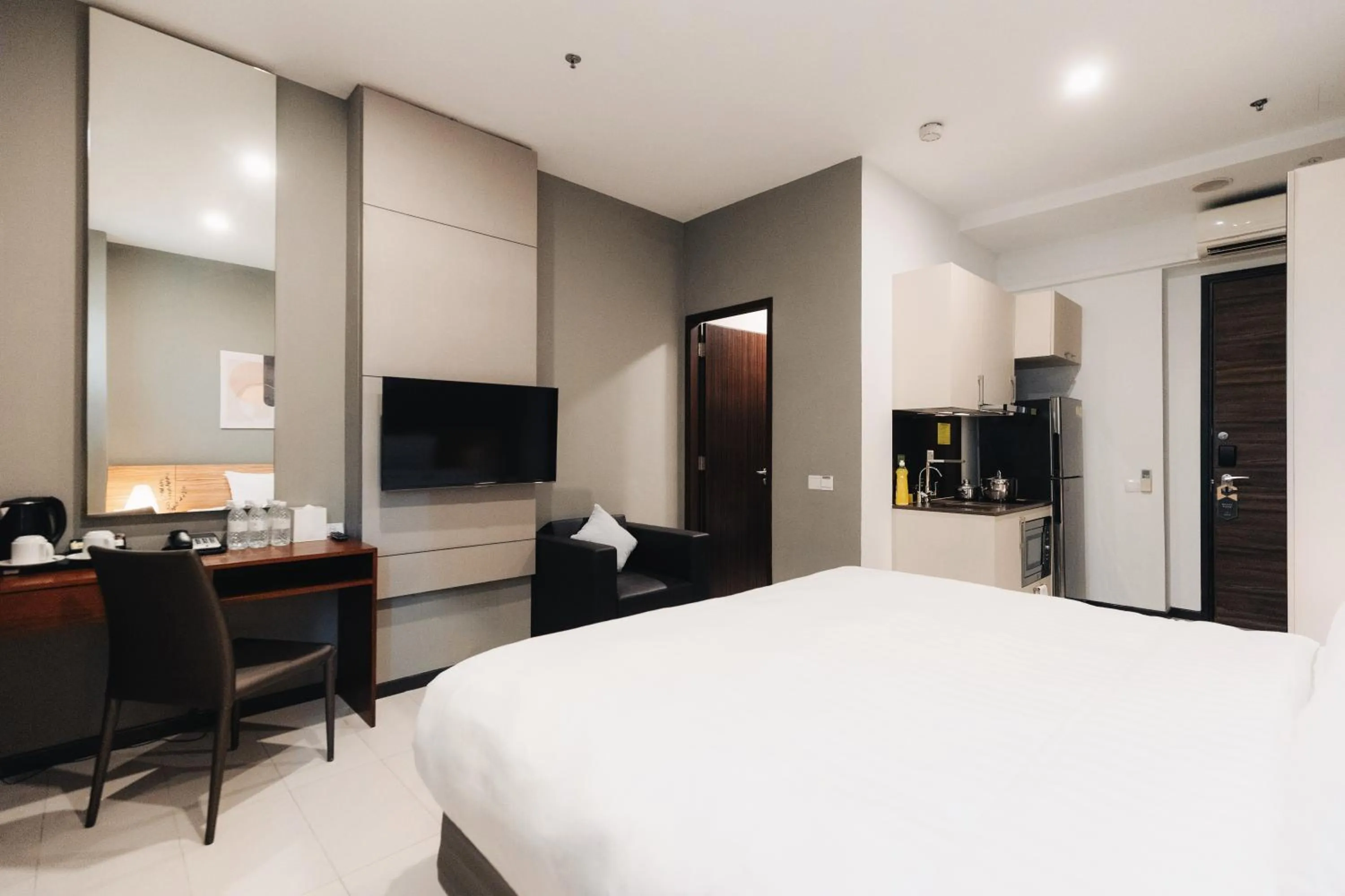 Bed in Louis Kienne Serviced Residences - Havelock