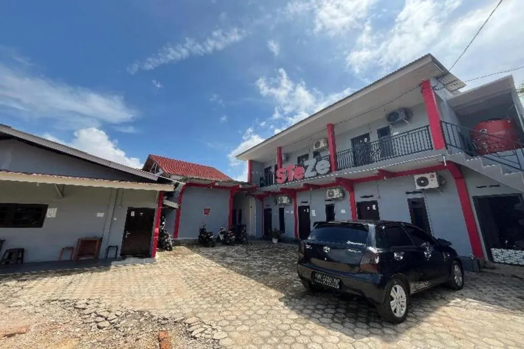 OYO 91022 STeZe Homestay Syariah