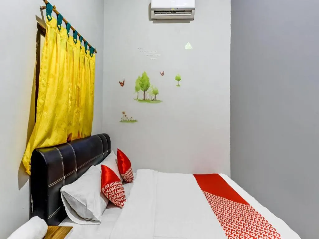 Bed in OYO 91296 Nagoya Guesthouse