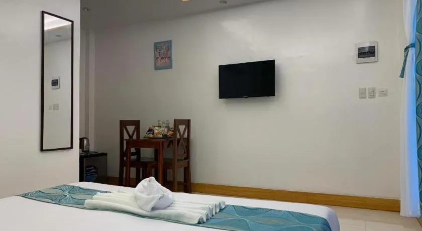 Bed in Alona Mariners Resort