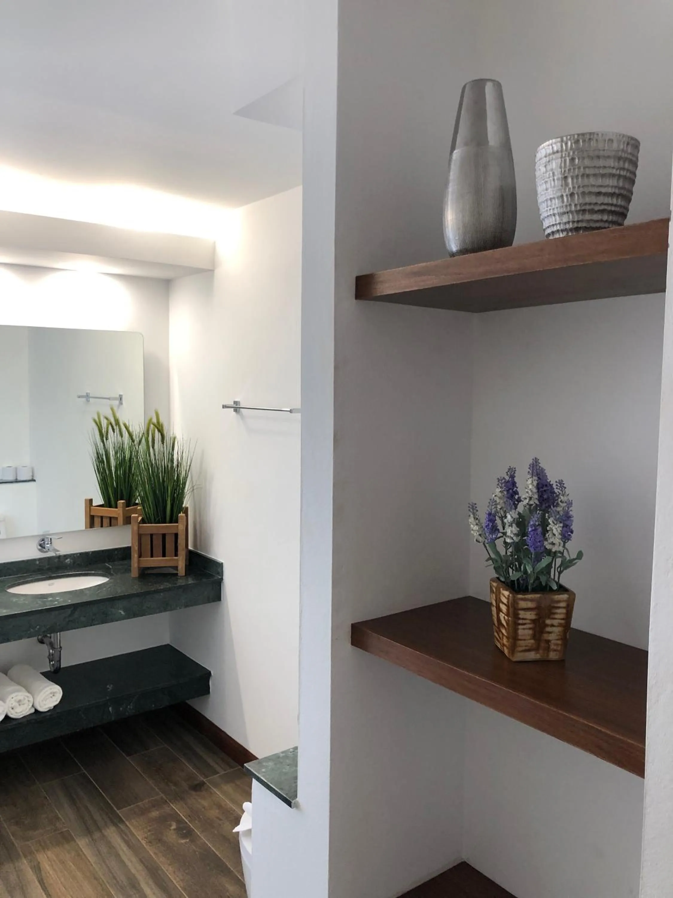 Bathroom in Noble House Beach Resort