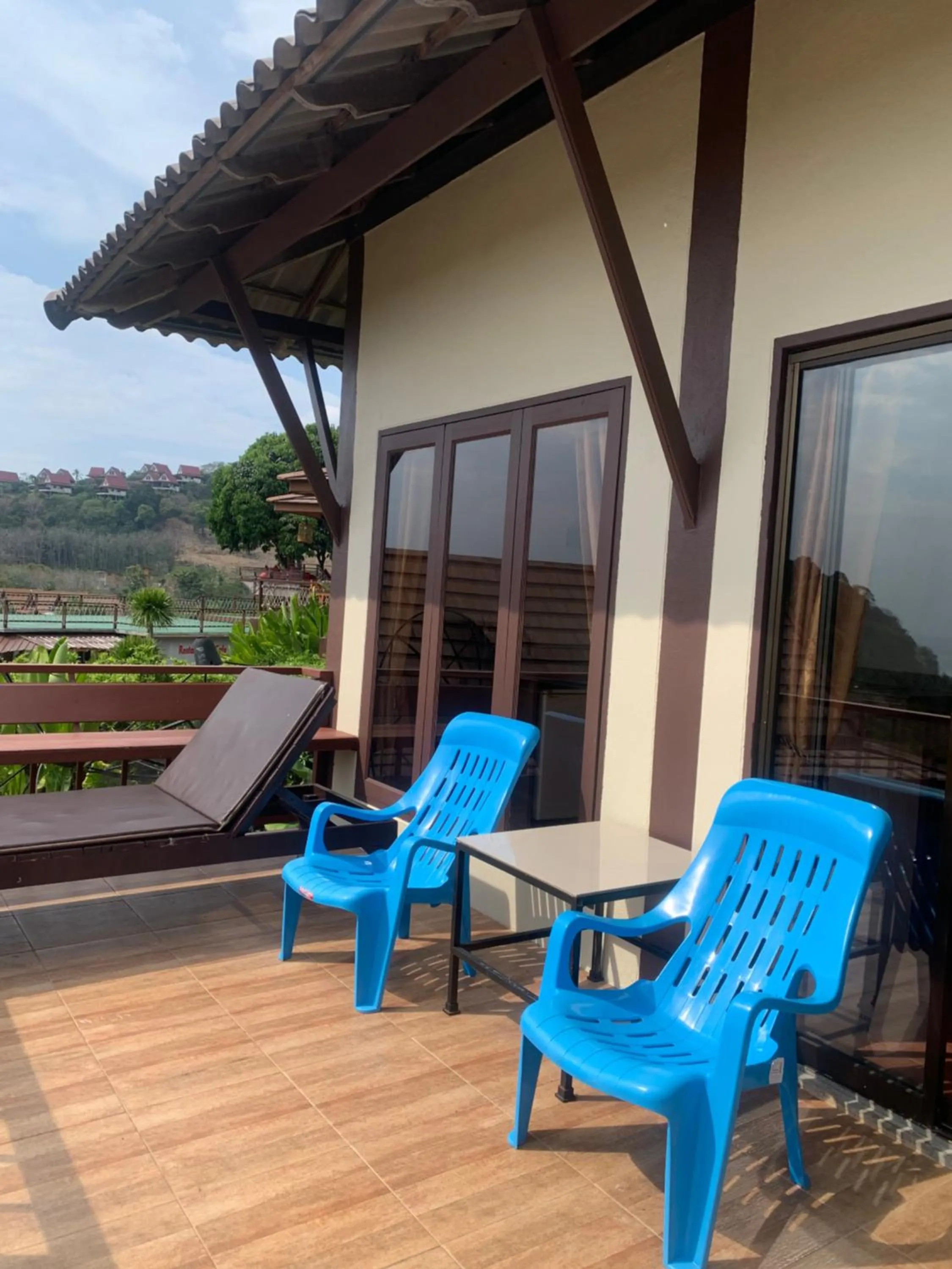 Property building in Phuchawee Lanta