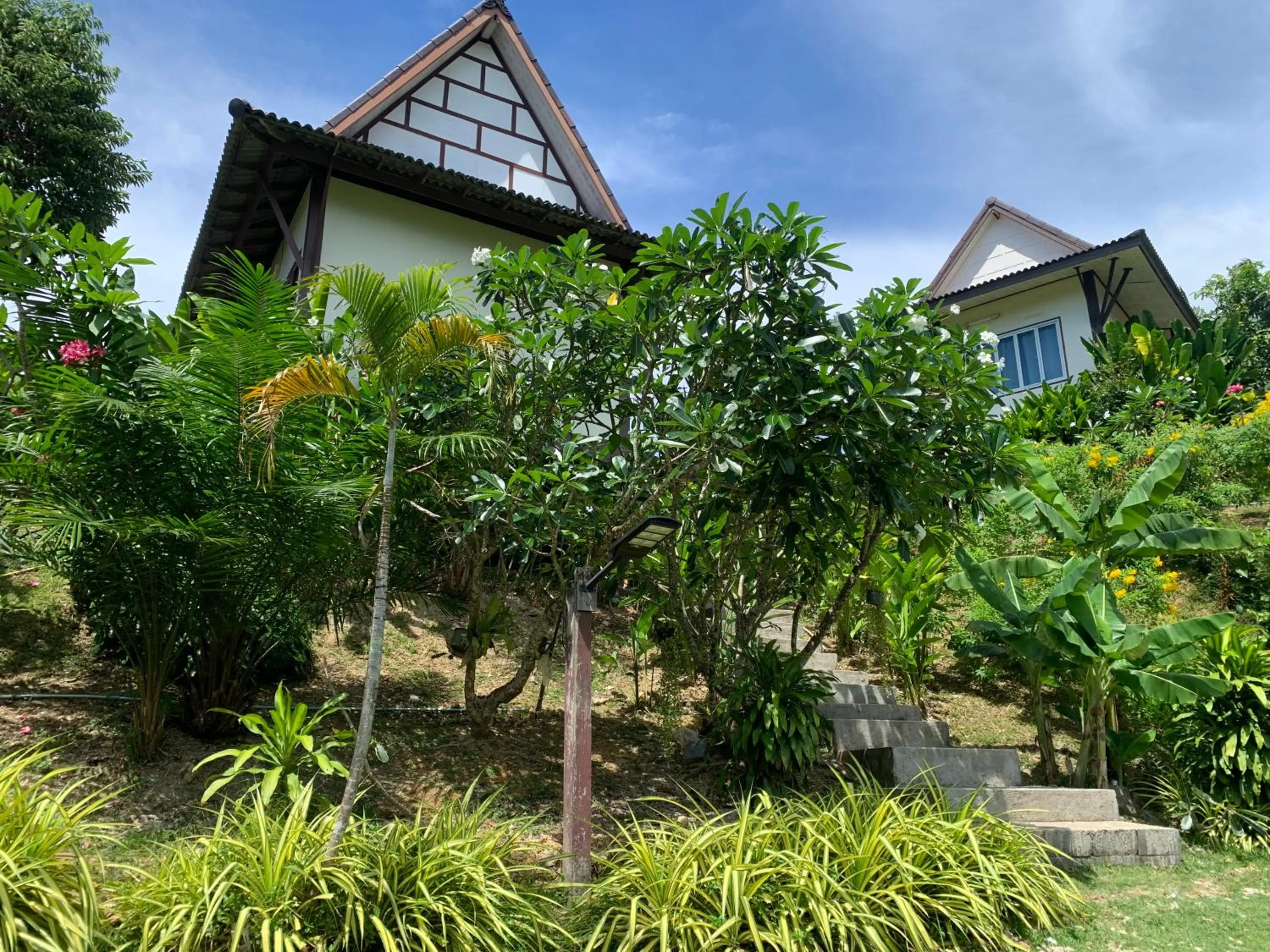 Property building in Phuchawee Lanta