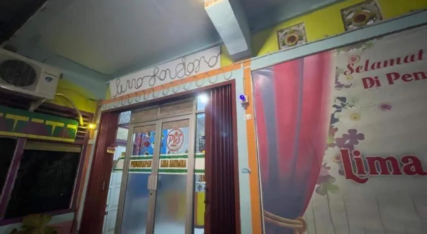 Hotel O Lima Saudara Syariah