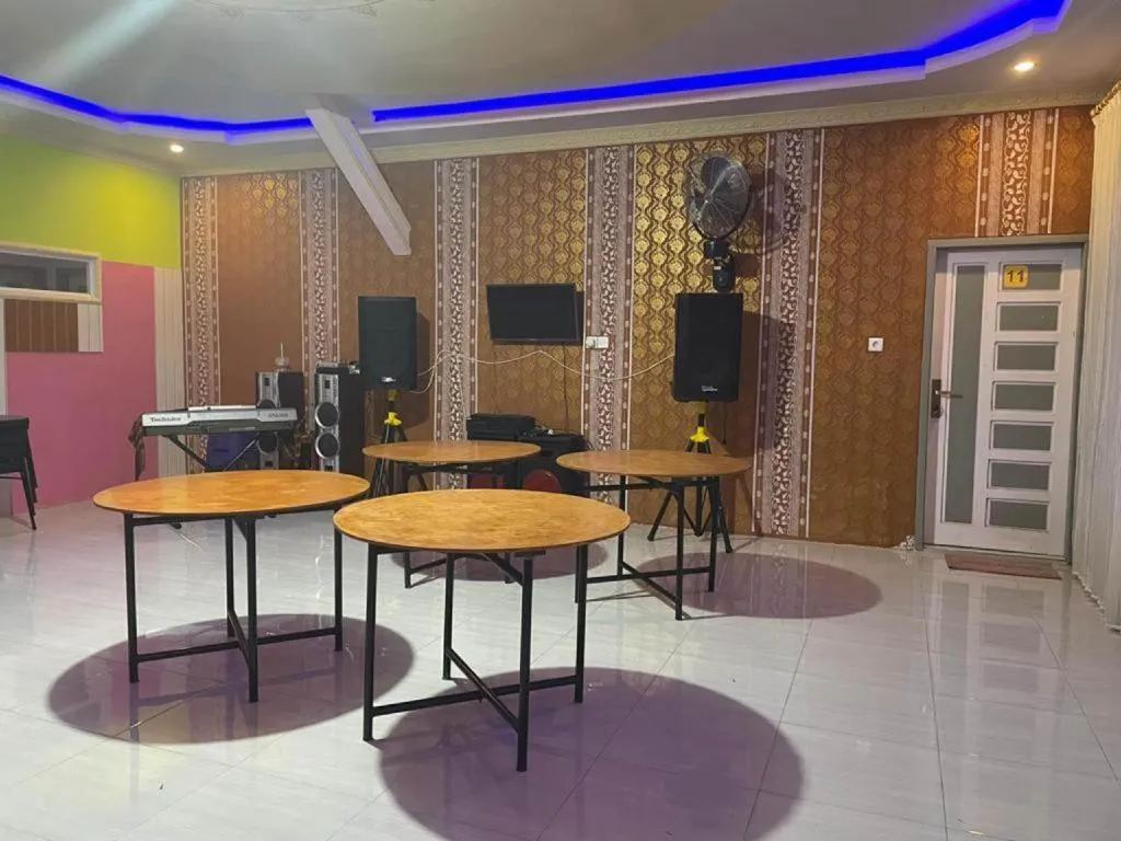 Hotel O Lima Saudara Syariah