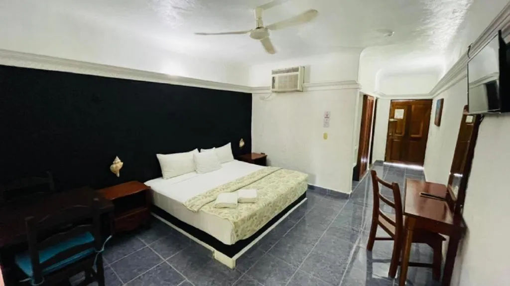 Bed in Maya del Carmen