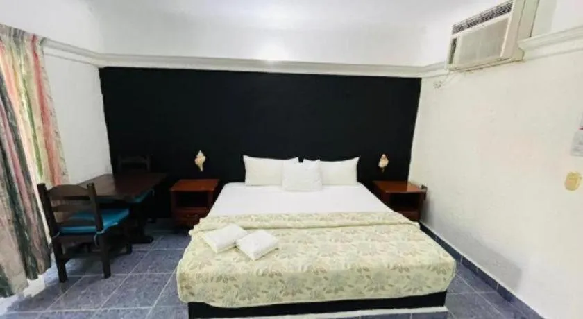 Bed in Maya del Carmen