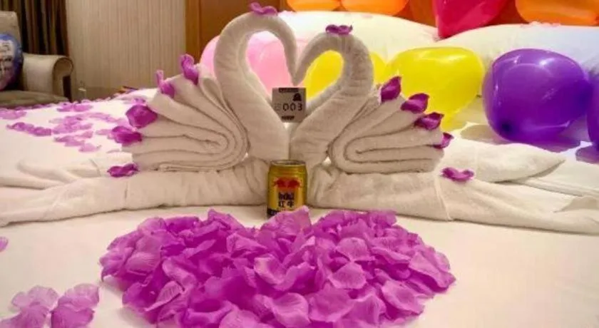 Bed in Vienna Hotel Shenzhen Bao'an Airport Taoyuanju Pingluanshan Metro Station