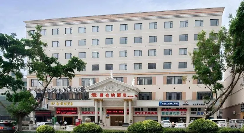 Vienna Hotel Shenzhen Bao'an Airport Taoyuanju Pingluanshan Metro Station