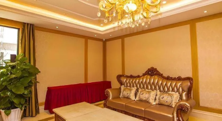 Bed in Vienna Hotel Shenzhen Bao'an Airport Taoyuanju Pingluanshan Metro Station