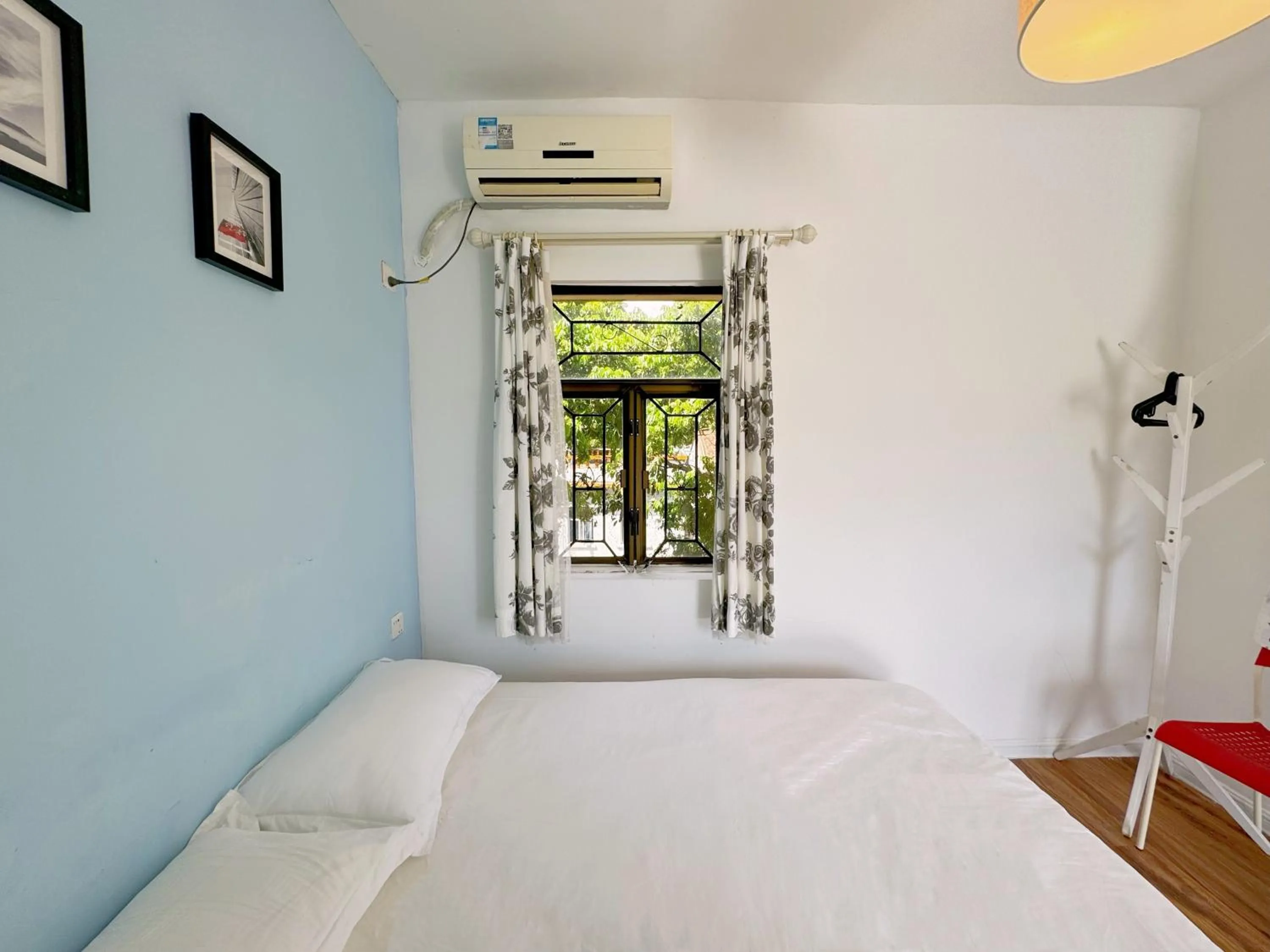 Bedroom, Bed in Cloud Tree Inn Boutique Guesthouse XiChong DaPeng ShenZhen 深圳大鹏西涌云树里民宿Yun Shu Li