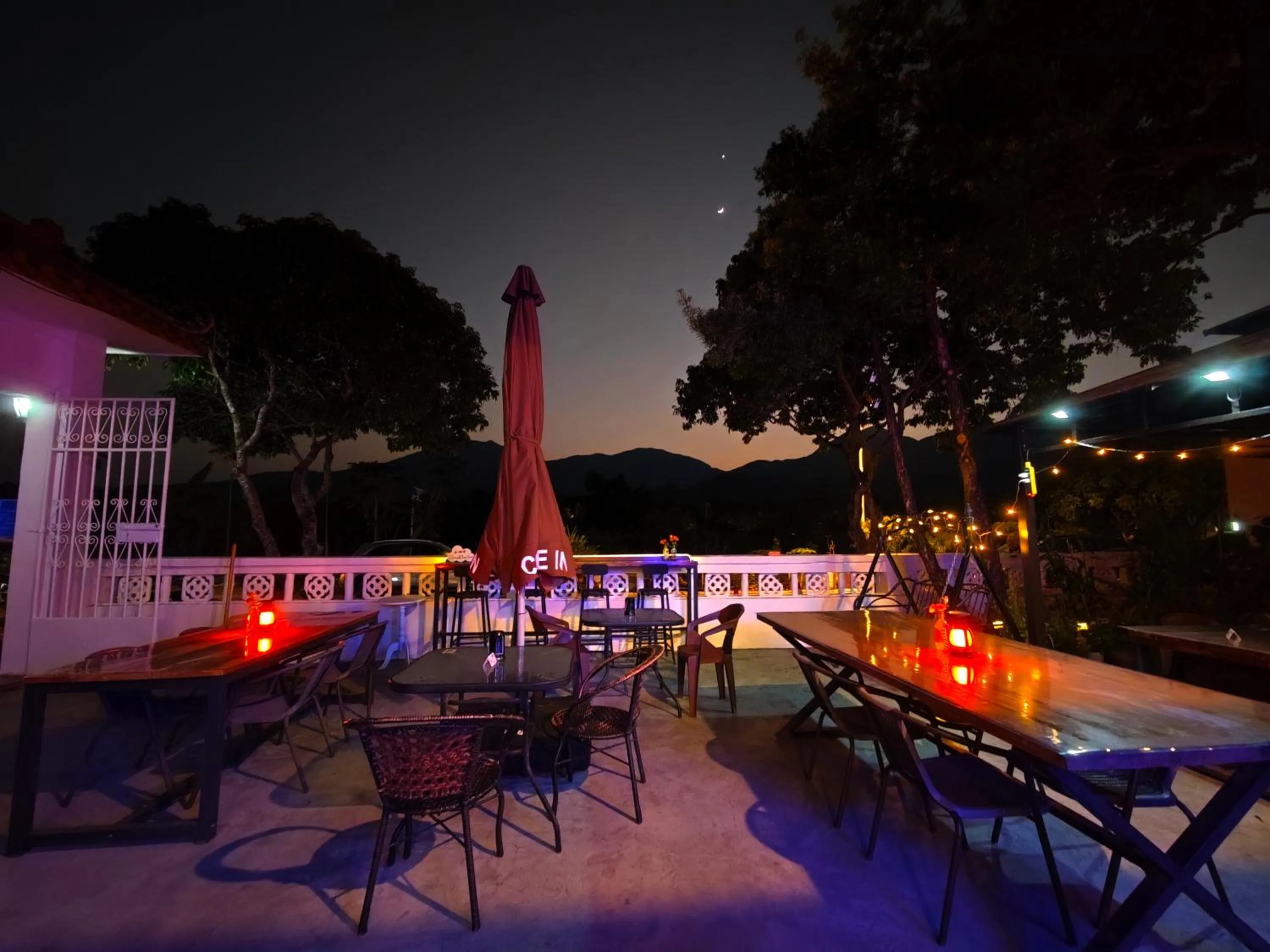 Restaurant/places to eat in Cloud Tree Inn Boutique Guesthouse XiChong DaPeng ShenZhen 深圳大鹏西涌云树里民宿Yun Shu Li