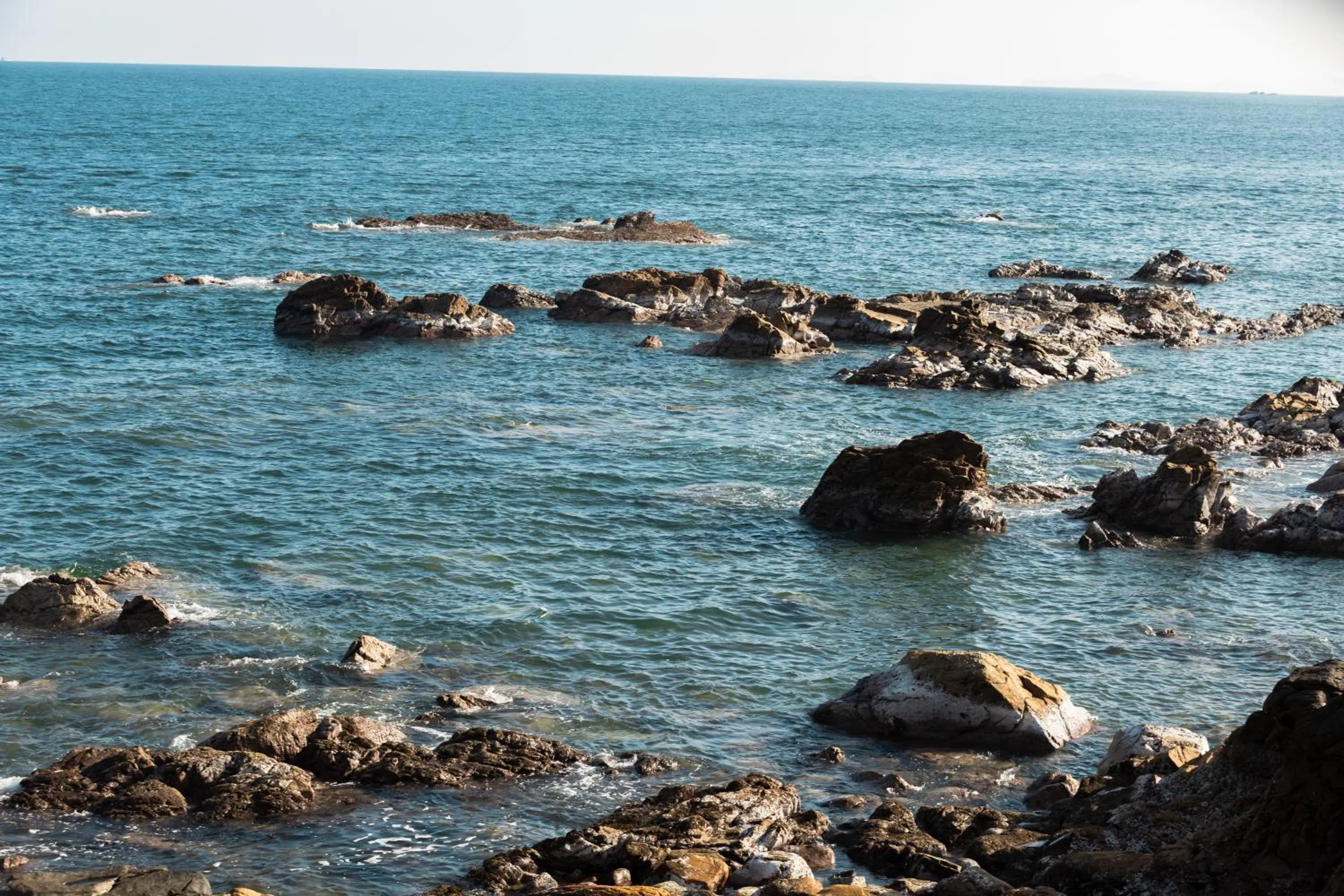 Beach in Cloud Tree Inn Boutique Guesthouse XiChong DaPeng ShenZhen 深圳大鹏西涌云树里民宿Yun Shu Li