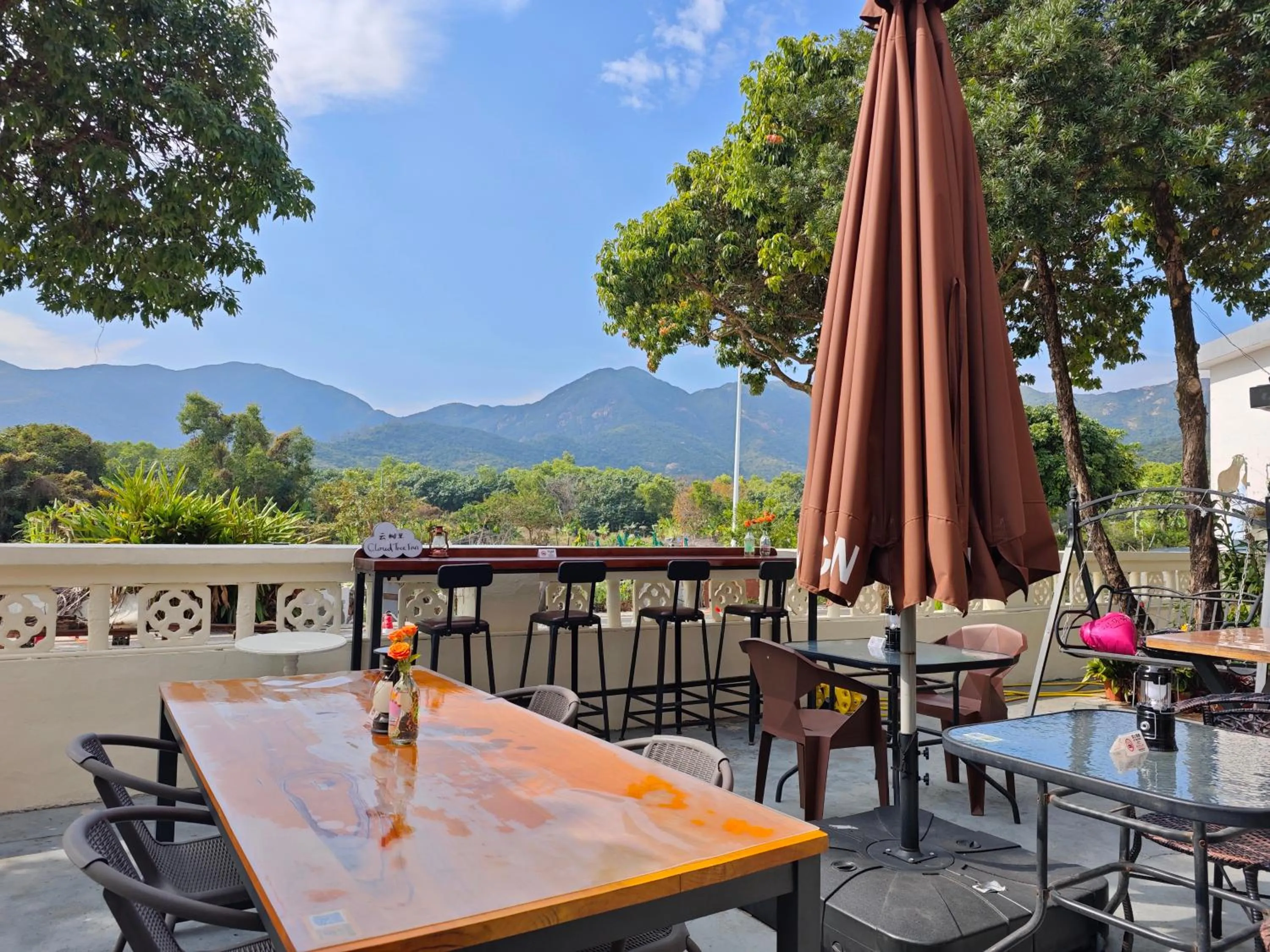 Restaurant/places to eat in Cloud Tree Inn Boutique Guesthouse XiChong DaPeng ShenZhen 深圳大鹏西涌云树里民宿Yun Shu Li