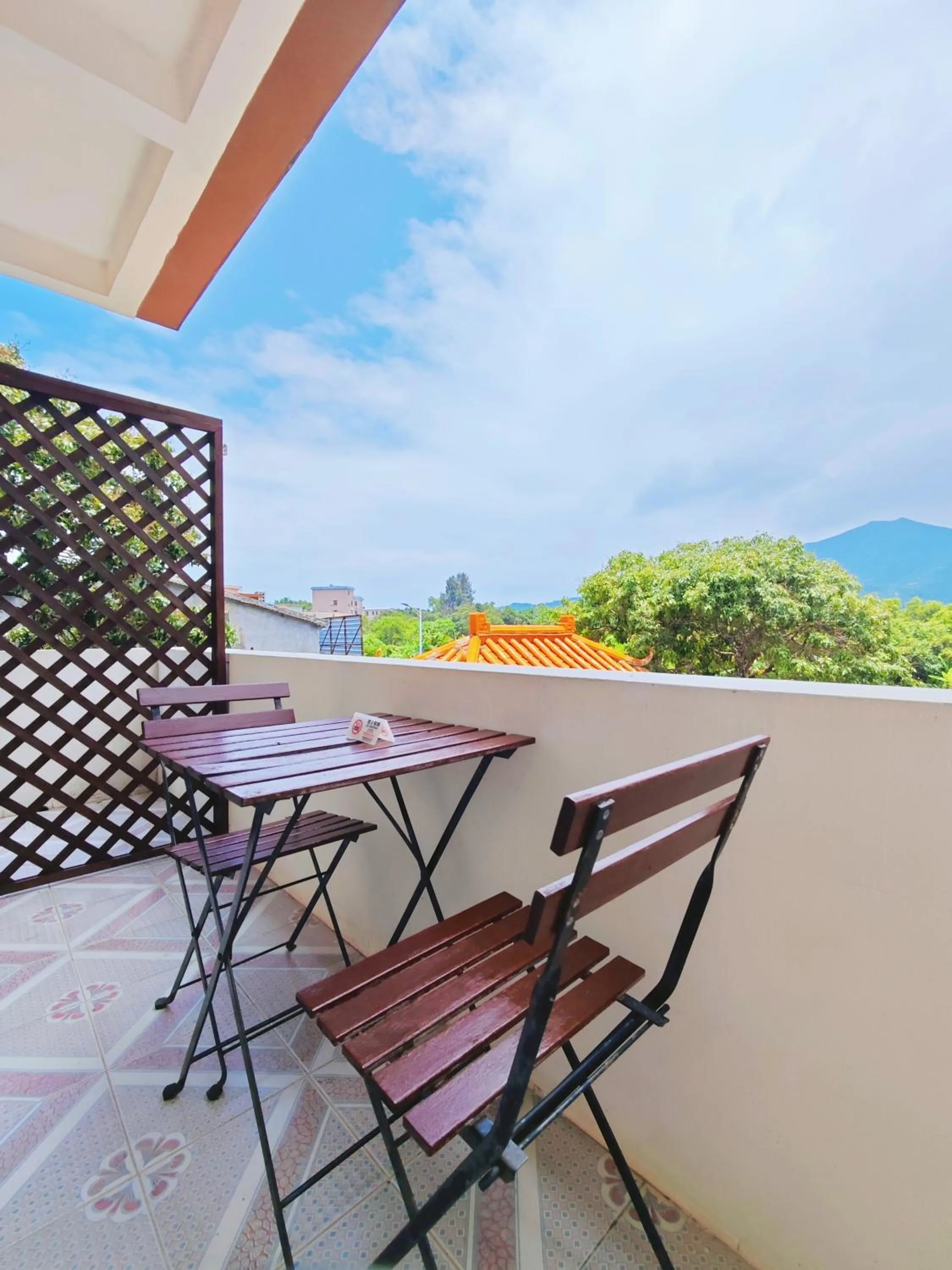Balcony/Terrace in Cloud Tree Inn Boutique Guesthouse XiChong DaPeng ShenZhen 深圳大鹏西涌云树里民宿Yun Shu Li