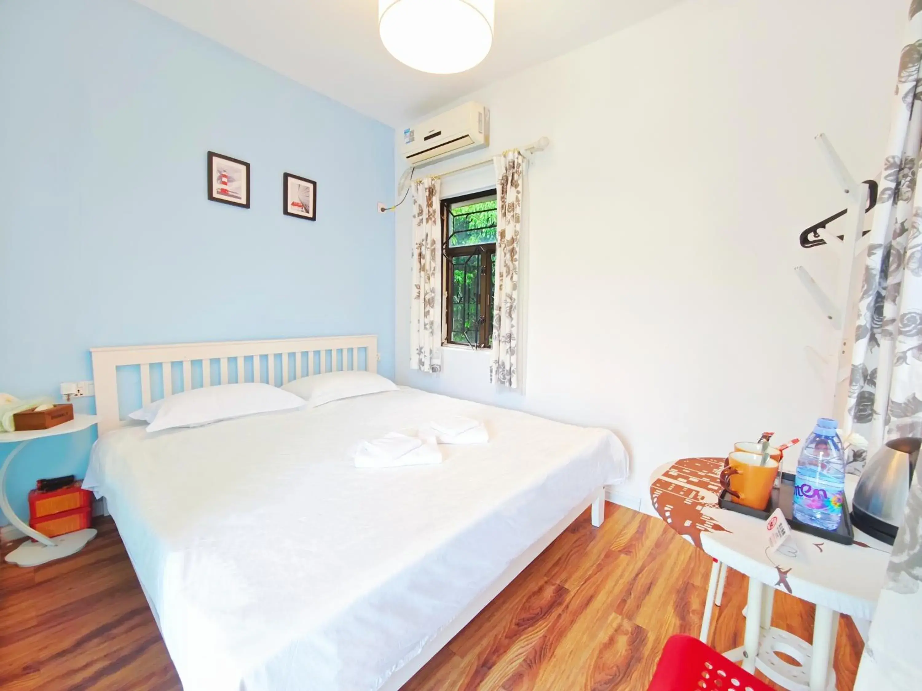 Double Room with Terrace in Cloud Tree Inn Yun Shu Li ,Xichong, Shenzhen 深圳西涌云树里民宿 Double Room with Terrace in Cloud Tree Inn Yun Shu Li ,Xichong, Shenzhen 深圳西涌云树里民宿