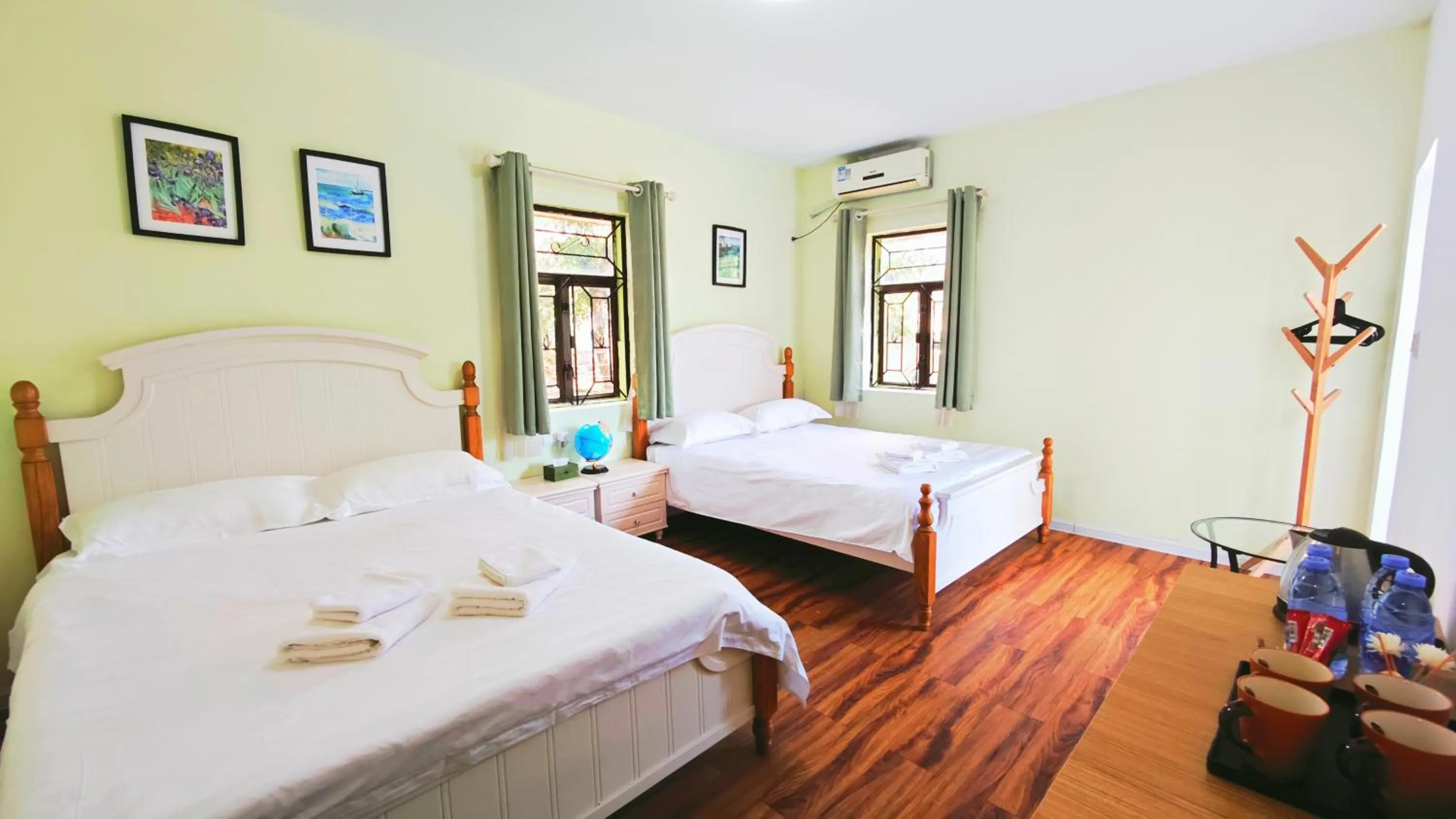 Bedroom, Bed in Cloud Tree Inn Boutique Guesthouse XiChong DaPeng ShenZhen 深圳大鹏西涌云树里民宿Yun Shu Li