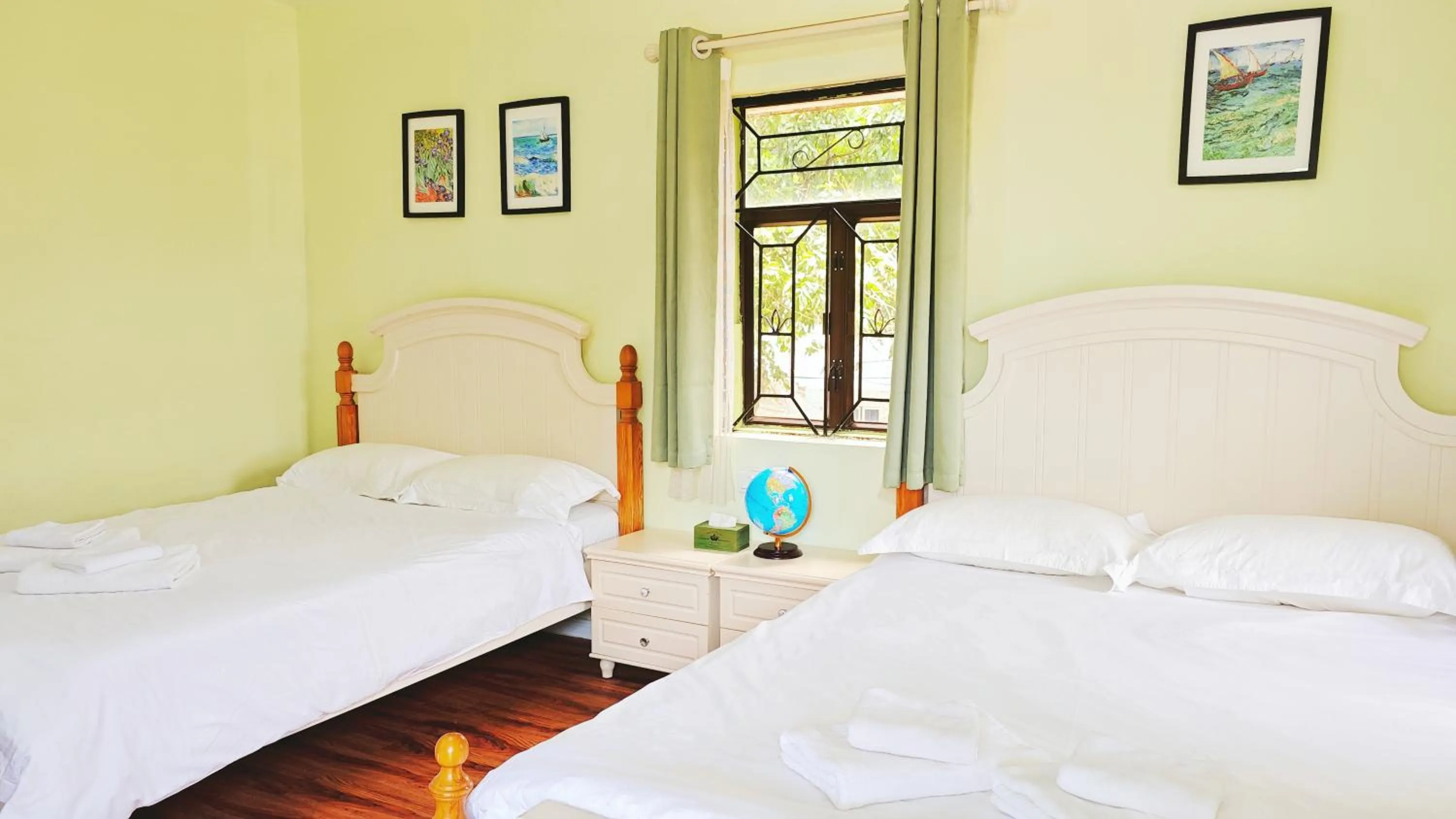 Bedroom, Bed in Cloud Tree Inn Boutique Guesthouse XiChong DaPeng ShenZhen 深圳大鹏西涌云树里民宿Yun Shu Li