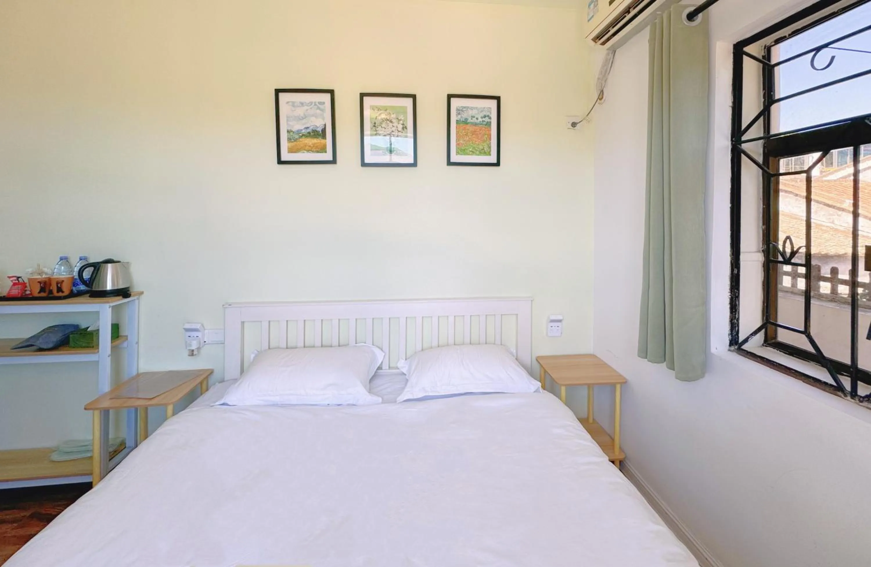 Bedroom, Bed in Cloud Tree Inn Boutique Guesthouse XiChong DaPeng ShenZhen 深圳大鹏西涌云树里民宿Yun Shu Li