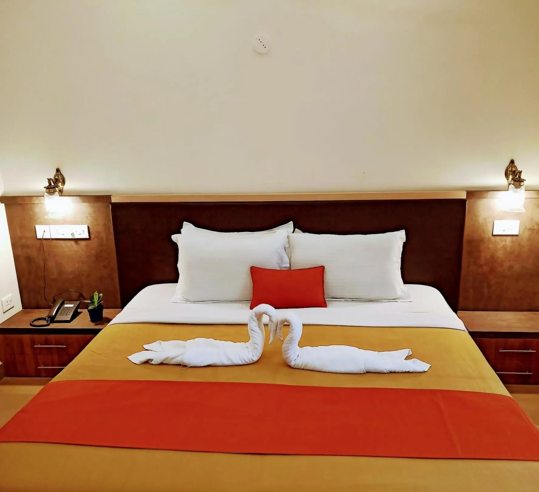 Bedroom, Bed in Carina Beach Resort