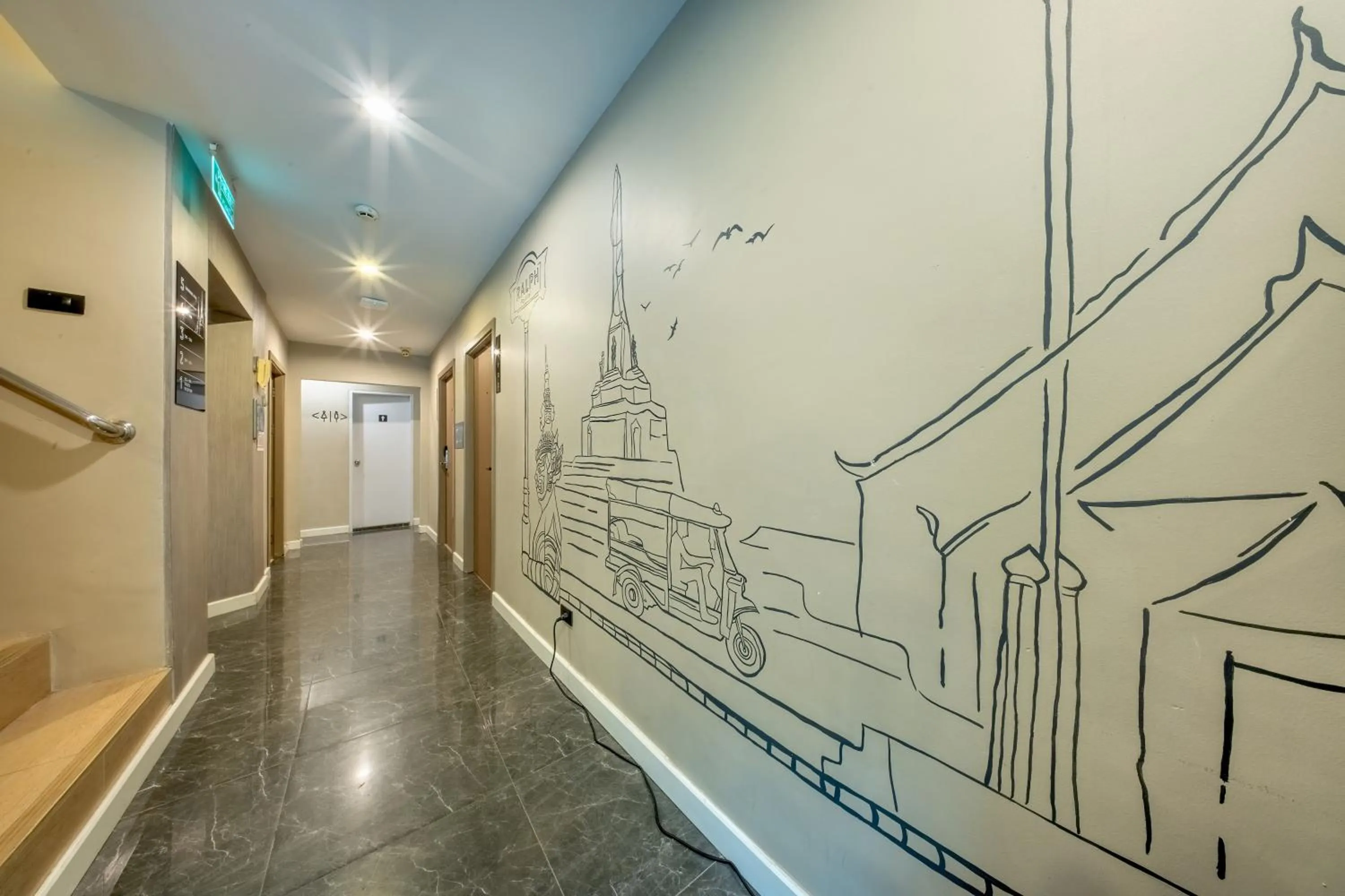 Floor plan in Ralph Poshtel Pratunam