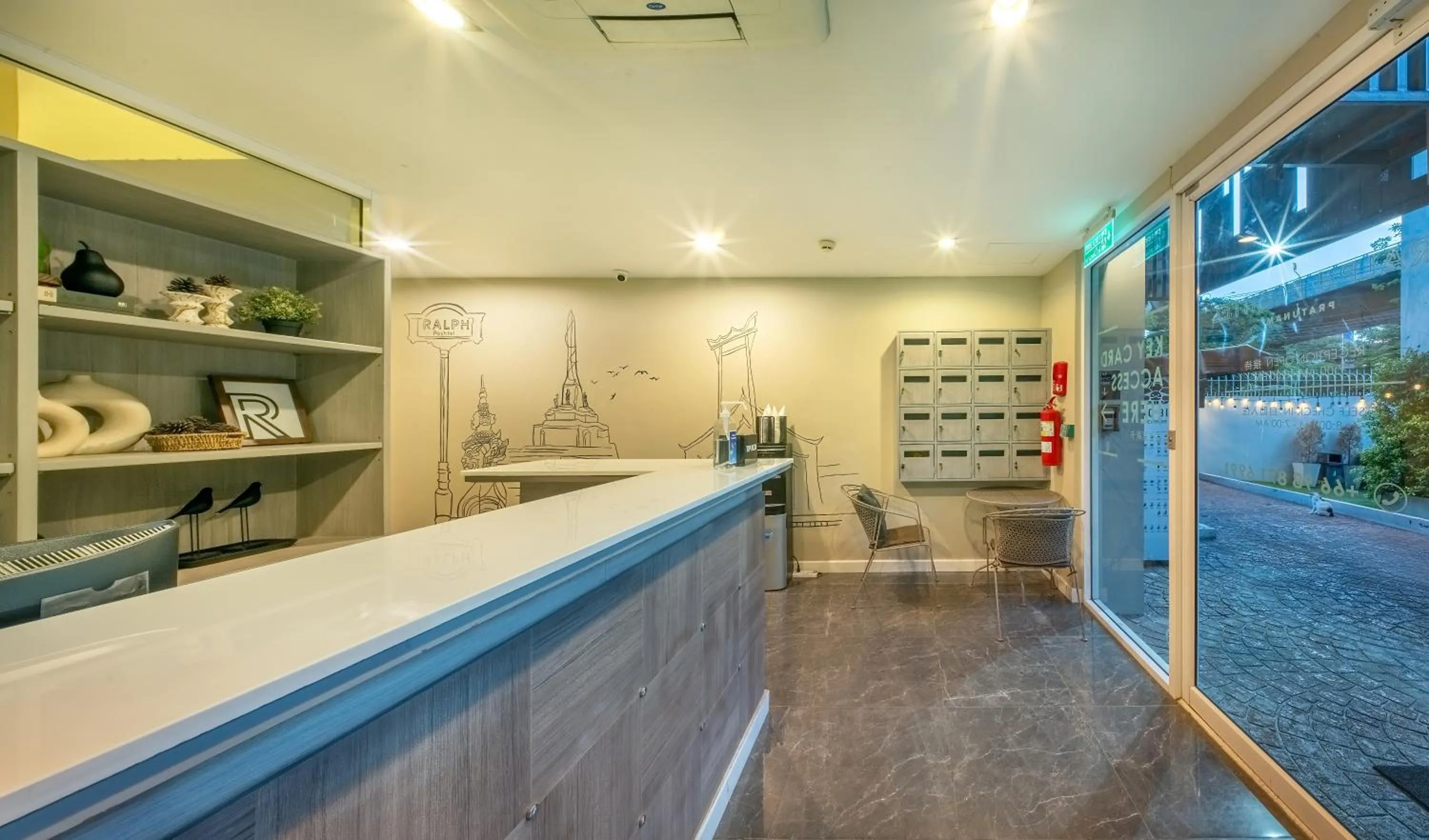 Lobby or reception in Ralph Poshtel Pratunam