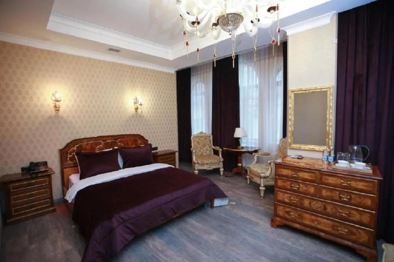 Bed in West Inn Hotel & Restaurant