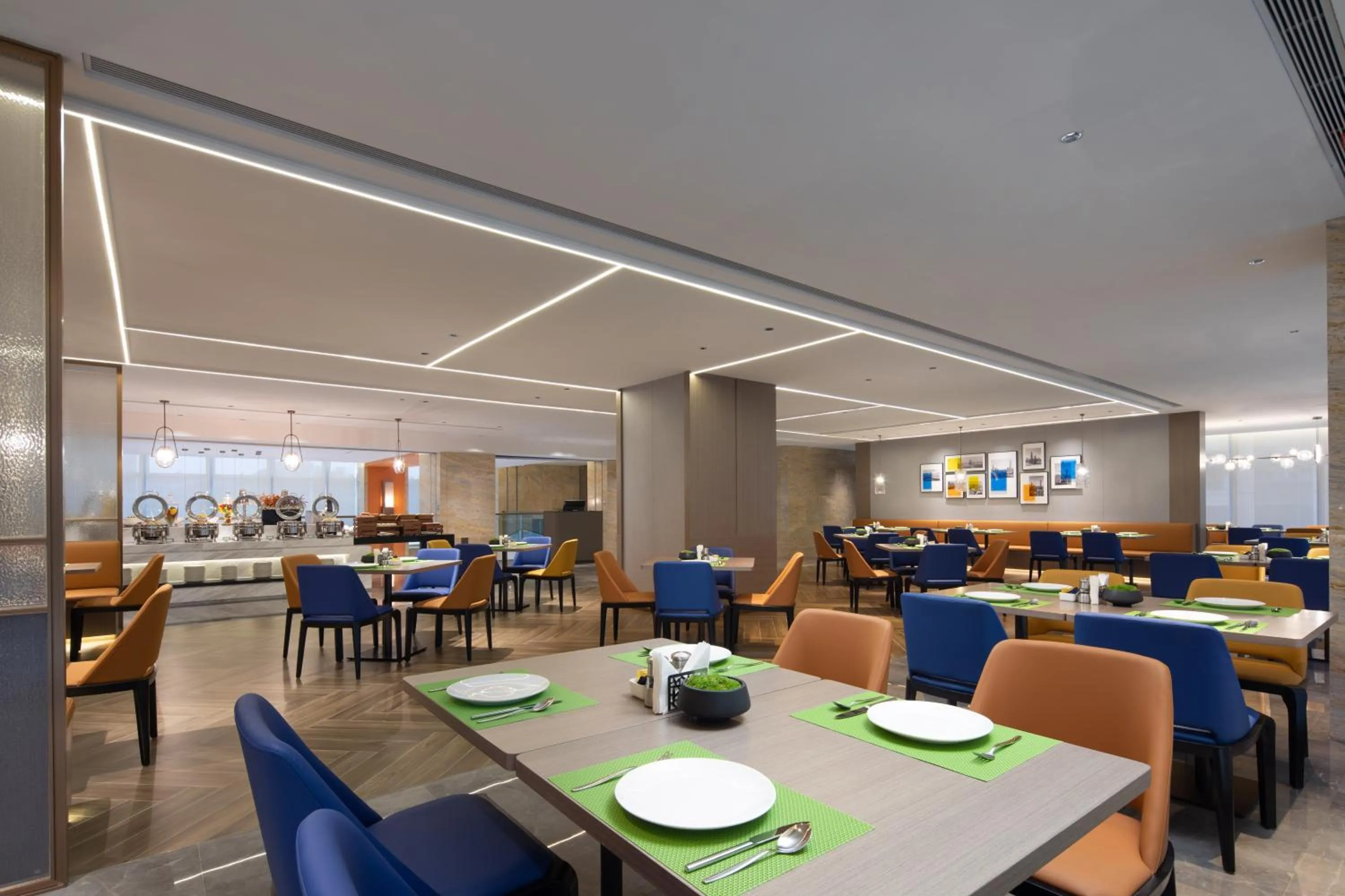 Restaurant/places to eat in Hampton by Hilton Shenzhen Longgang Yonghu