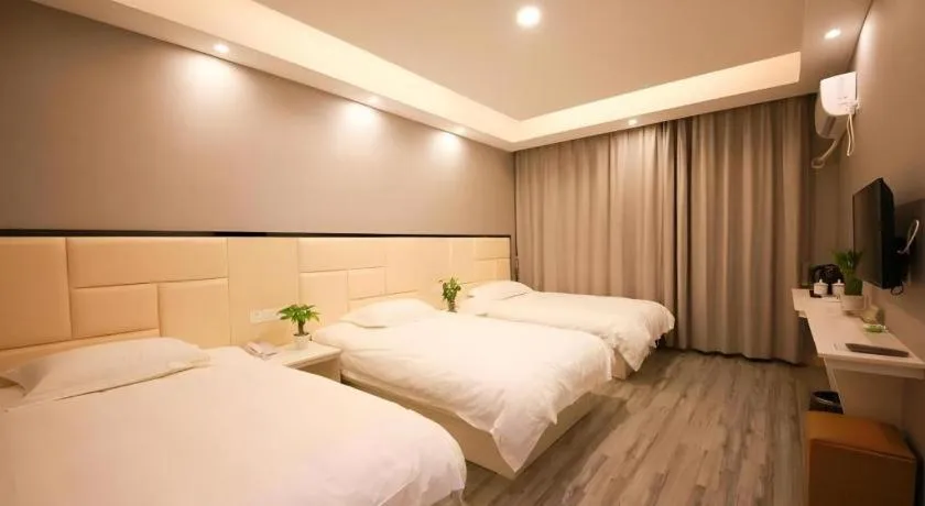 Bed in Shell Jiaxing Nanhu District Dongsheng Dong Road Moon River Street Hotel