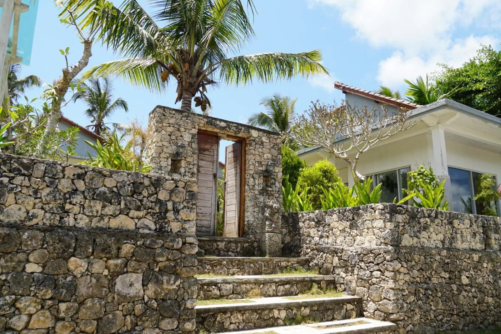 Property building in Gapul Penida