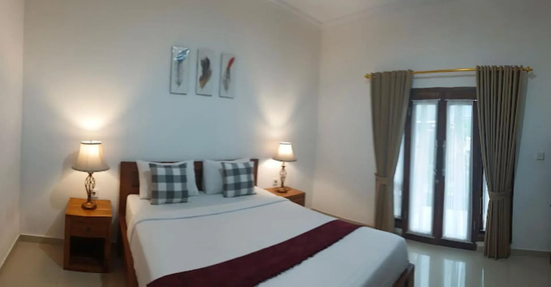 room service, Bed in Gapul Penida