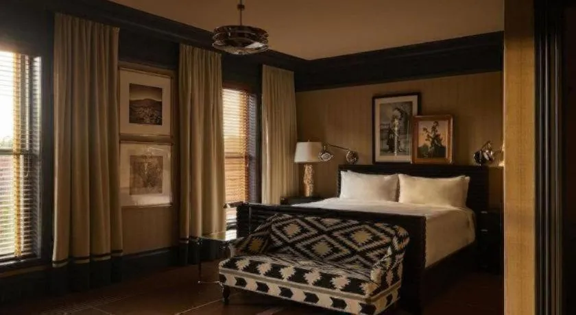 Hotel Jerome, An Auberge Resort