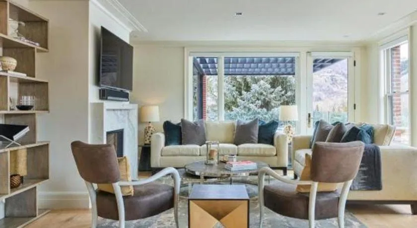 Hotel Jerome, An Auberge Resort