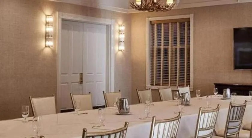 Hotel Jerome, An Auberge Resort