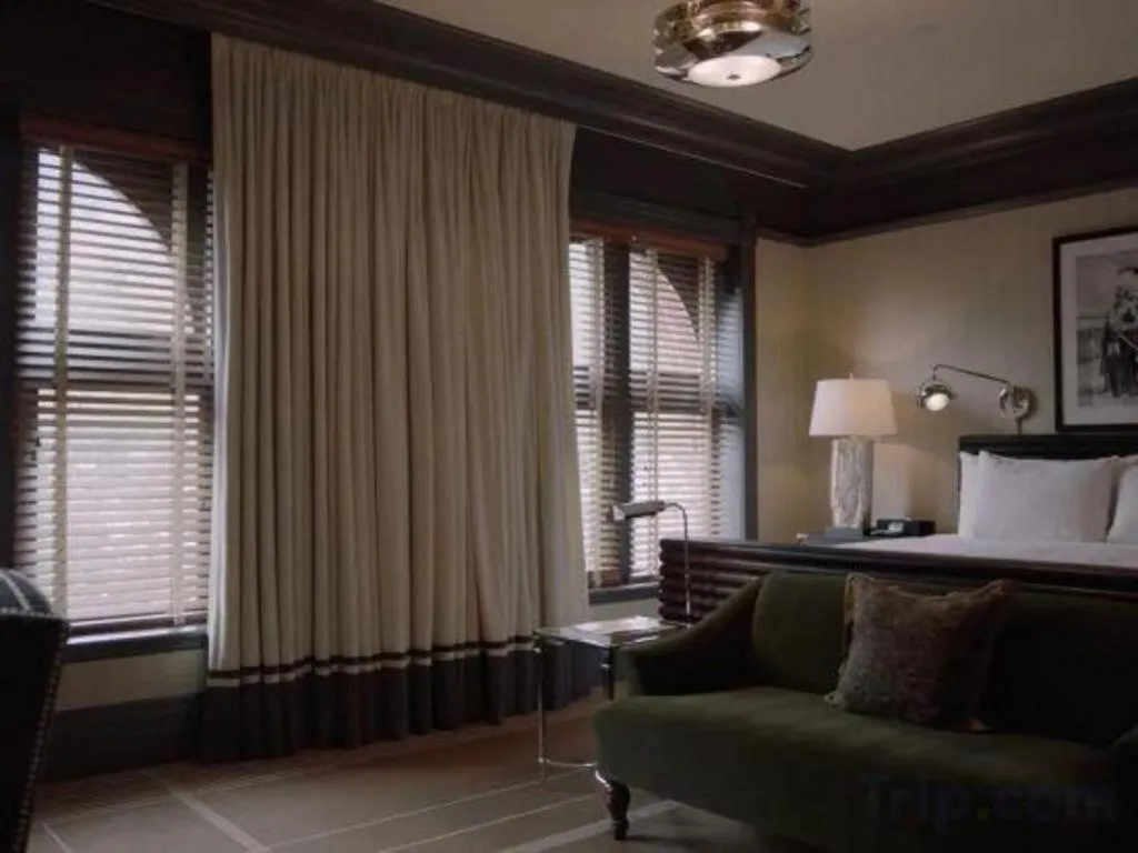 Hotel Jerome, An Auberge Resort