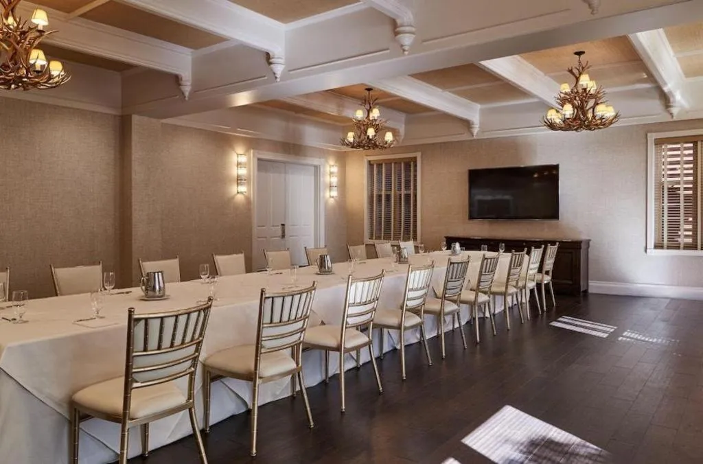 Hotel Jerome, An Auberge Resort