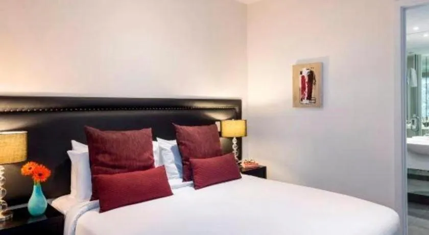 Bed in Oaks Queenstown Club Suites