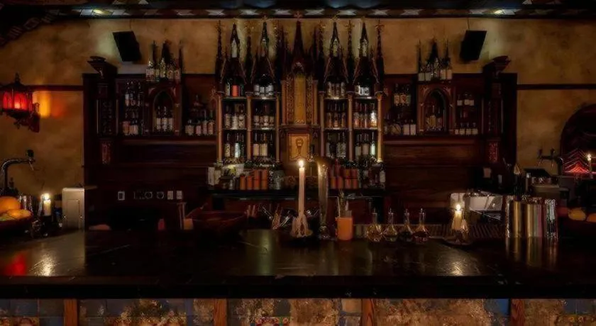 The Lafayette Hotel, Swim Club & Bungalows