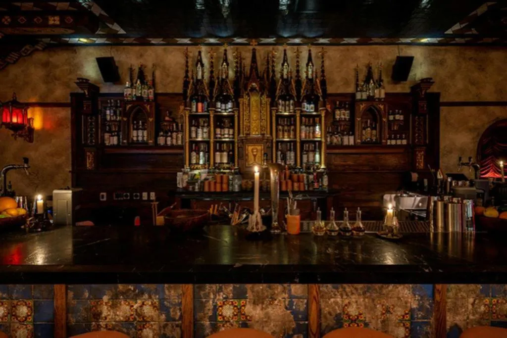 The Lafayette Hotel, Swim Club & Bungalows