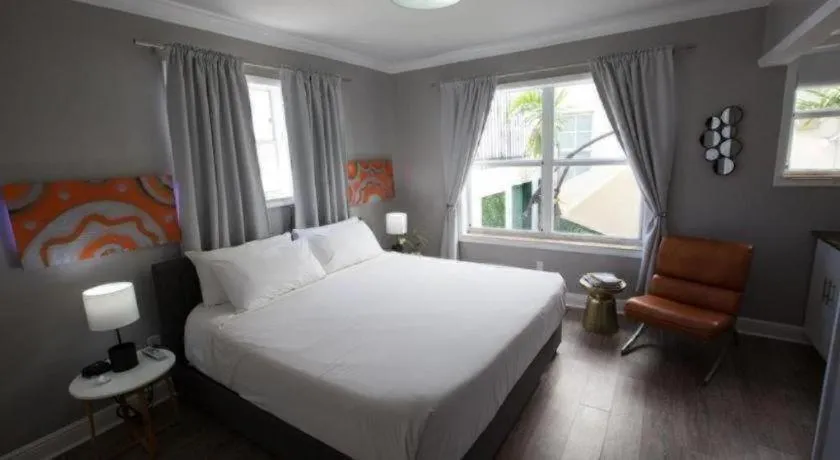 Bed in Odyssey of South Beach Apart Hotel