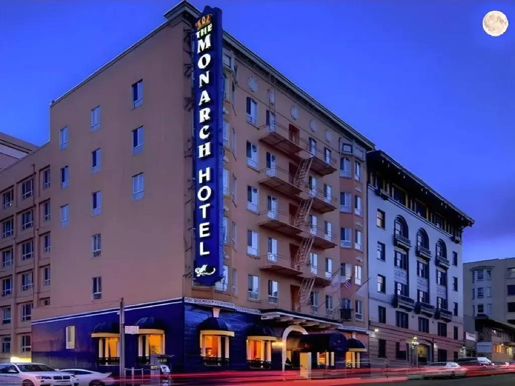 The Monarch Hotel The Monarch Hotel