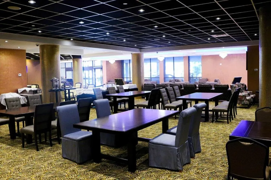 Edward Hotel North York