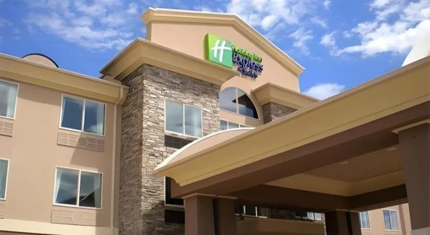 Holiday Inn Express Hotel & Suites Lamar By IHG