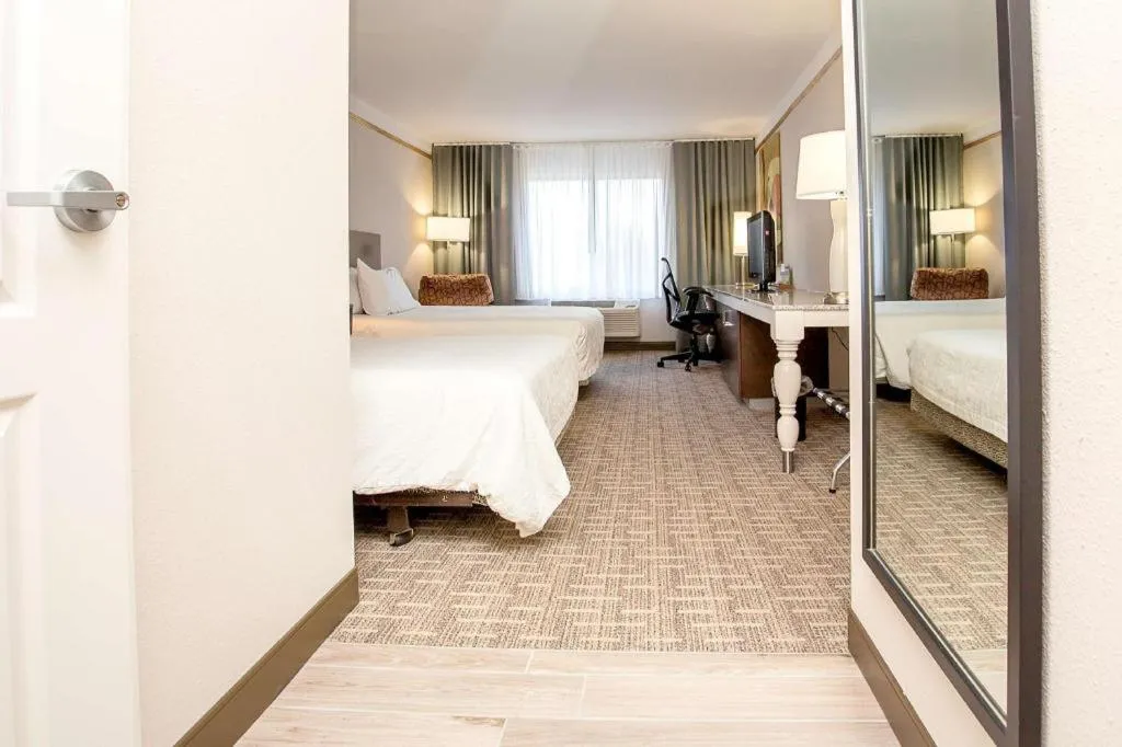 Bed in Hilton Garden Inn Oshkosh