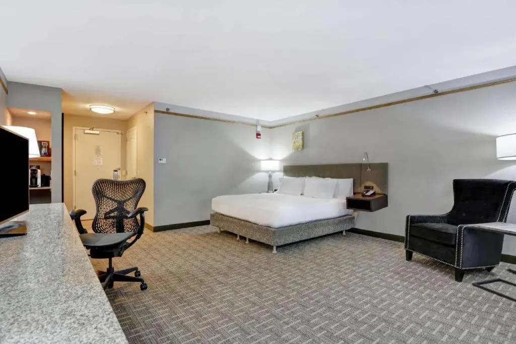 Bed in Hilton Garden Inn Oshkosh