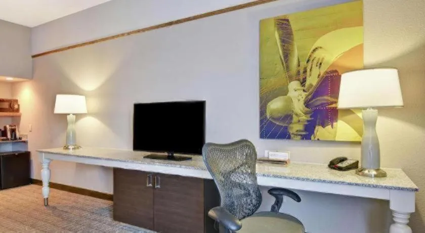 Hilton Garden Inn Oshkosh