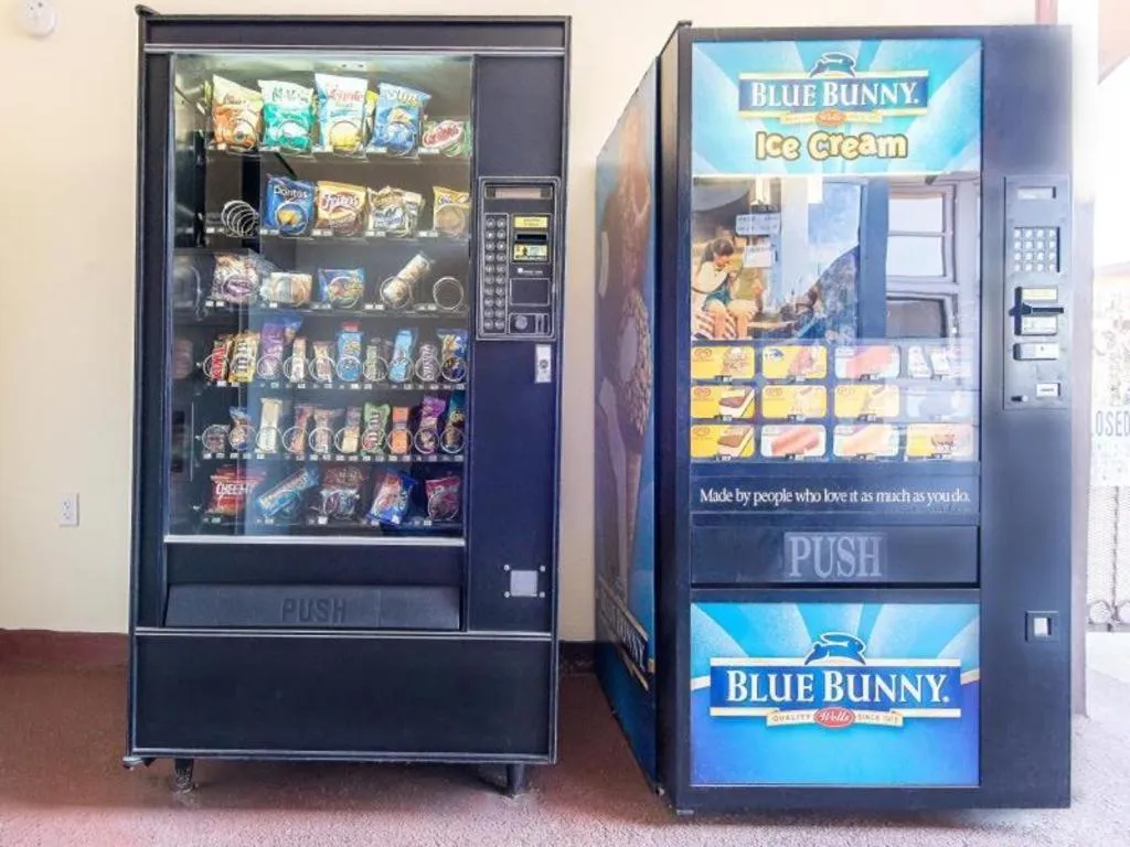 Sea Rock Inn - Los Angeles